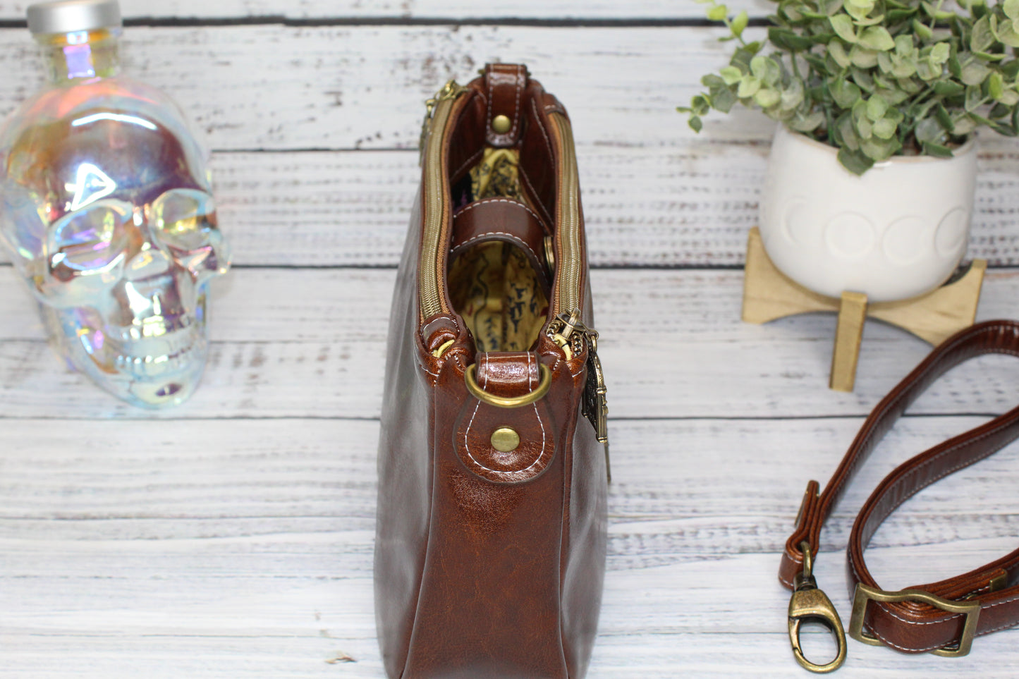 Dwarven Door Bag