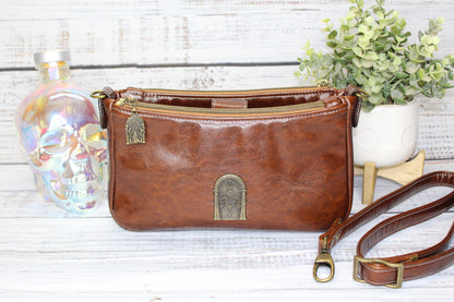 Dwarven Door Bag